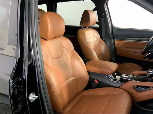 Certified 2024 Kia Telluride SX X-Line AWD/4WD image 7