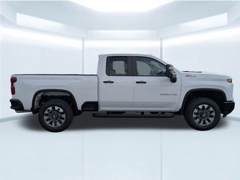 New 2026 Chevrolet Silverado 2500 Custom w/ Custom Value Package image 8
