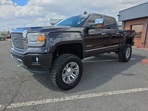 Used 2015 GMC Sierra 1500 Denali w/ Driver Alert Package image 3