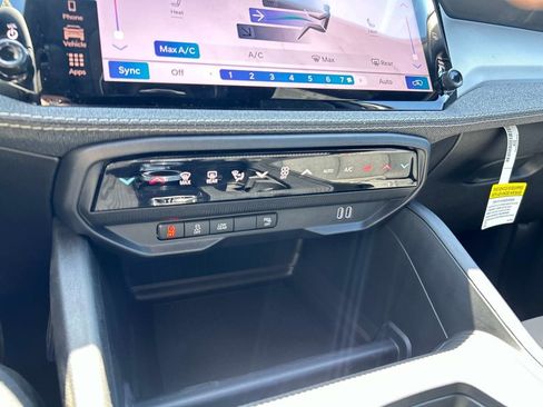 New 2026 Jeep Cherokee Laredo AWD/4WD image 8