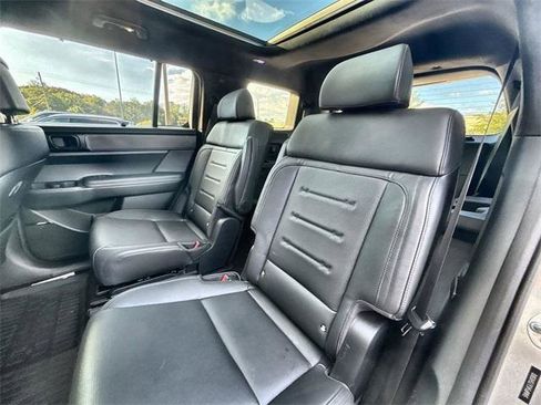 Used 2025 Hyundai Santa Fe Calligraphy image 23