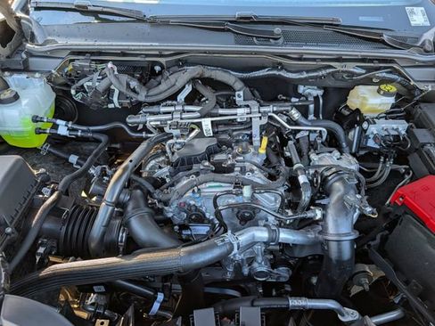 New 2025 Ford Ranger XLT w/ Equipment Group 301A High image 28