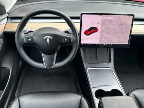 Used 2022 Tesla Model 3 image 14