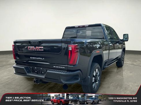 Used 2024 GMC Sierra 2500 Denali w/ Denali Reserve Package image 8