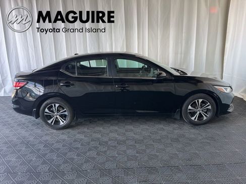 Used 2020 Nissan Sentra SV FWD image 2