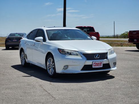 Used 2013 Lexus ES 350 w/ Premium Pkg FWD image 3
