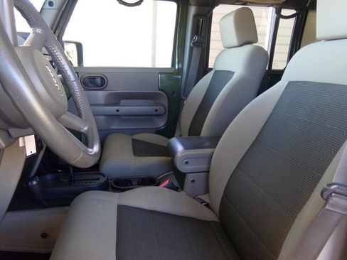 Used 2008 Jeep Wrangler Unlimited X image 10