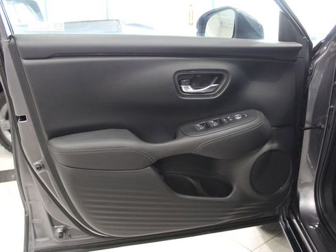 Used 2024 Honda HR-V EX-L image 58