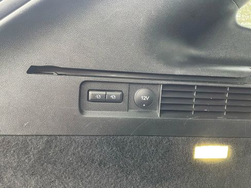 Used 2016 Lincoln MKX Reserve w/ Climate Package image 26