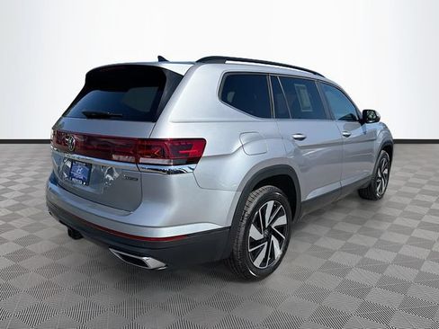 Used 2024 Volkswagen Atlas SE AWD/4WD image 7