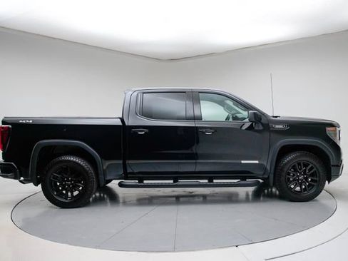 Used 2026 GMC Sierra 1500 Elevation w/ Elevation Select Package AWD/4WD image 8