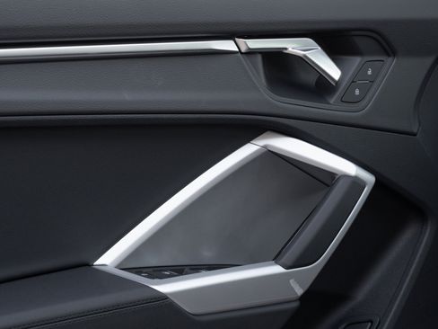 New 2025 Audi Q3 2.0T Premium image 18