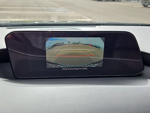 Used 2025 MAZDA MAZDA3 s FWD image 20
