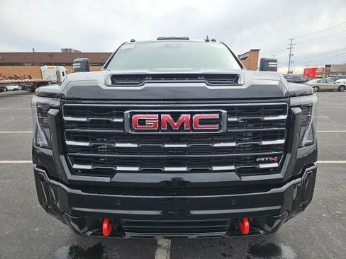 New 2026 GMC Sierra 3500 AT4 AWD/4WD image 8
