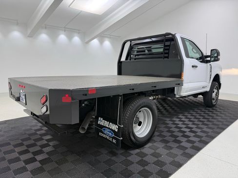 Used 2023 Ford F350 XLT w/ Snow Plow Prep Package AWD/4WD image 8