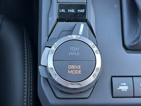 New 2026 Toyota Tacoma Limited AWD/4WD image 30