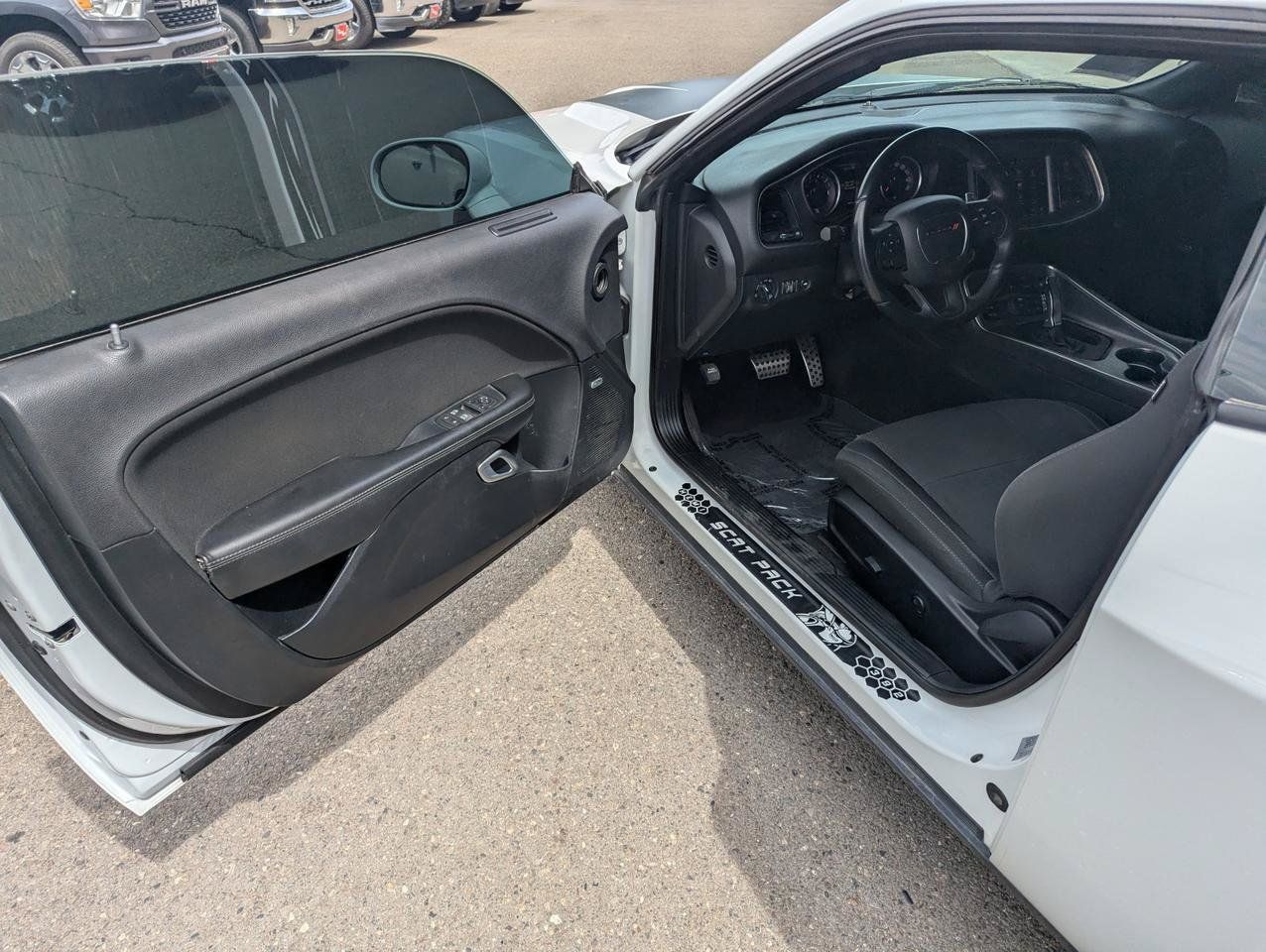Used 2016 Dodge Challenger R/T Scat Pack RWD image 8