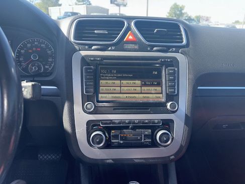 Used 2012 Volkswagen Eos Executive image 10