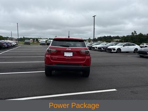 Used 2023 Jeep Compass Sport AWD/4WD image 4