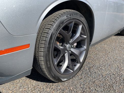 Used 2017 Dodge Challenger SXT w/ Sound Group image 9