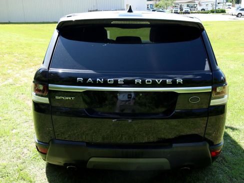 Used 2017 Land Rover Range Rover Sport SE image 3