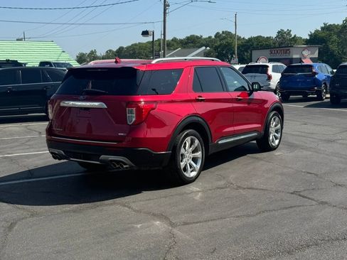 Used 2020 Ford Explorer Platinum w/ Premium Technology Package AWD/4WD image 17