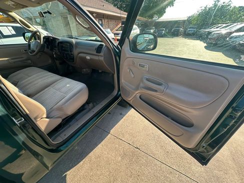 Used 2003 Toyota Tundra 2WD Regular Cab image 16