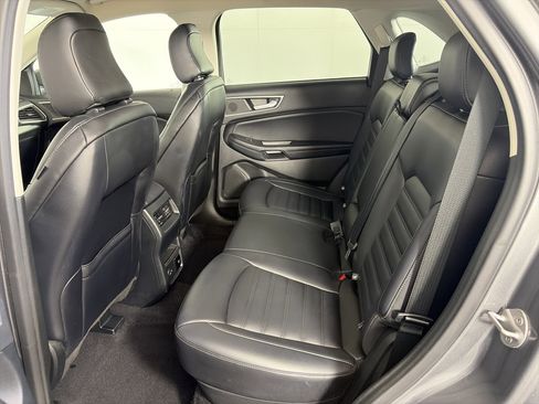 Used 2022 Ford Edge SEL w/ Convenience Package image 7