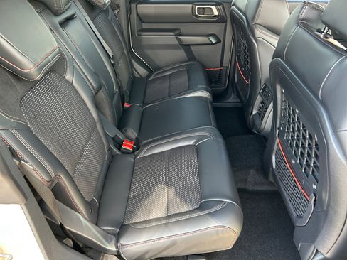 New 2025 Ford Bronco Raptor w/ Interior Carbon Fiber Pack AWD/4WD image 32