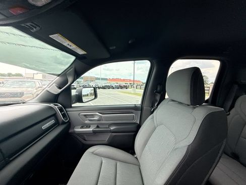 Used 2022 RAM 1500 Big Horn AWD/4WD image 31