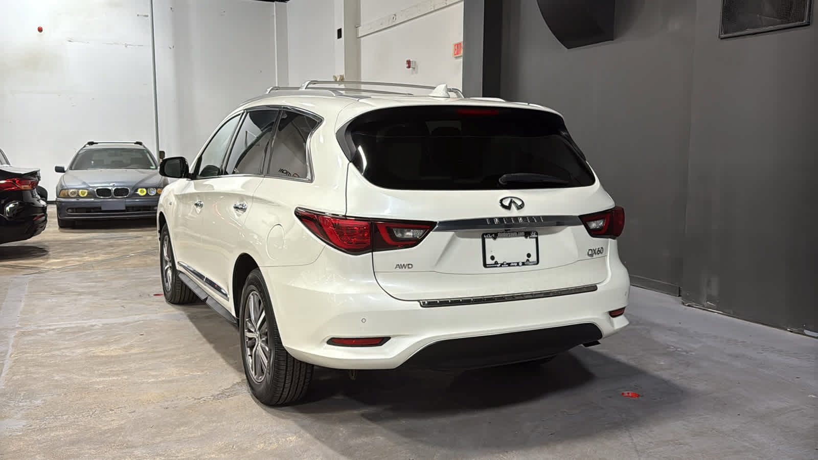 Used 2020 INFINITI QX60 Luxe w/ Essential Package AWD/4WD image 6