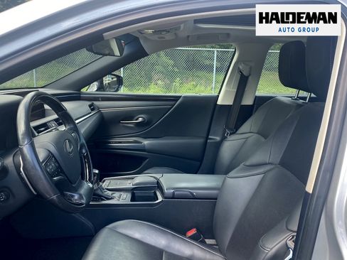 Used 2020 Lexus ES 350 w/ Premium Package FWD image 6