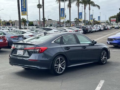 Used 2023 Honda Civic Touring image 28