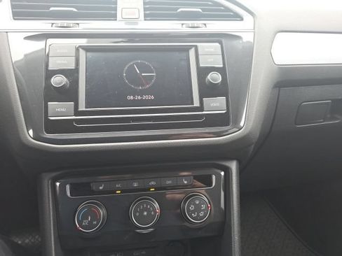 Used 2022 Volkswagen Tiguan S FWD image 10