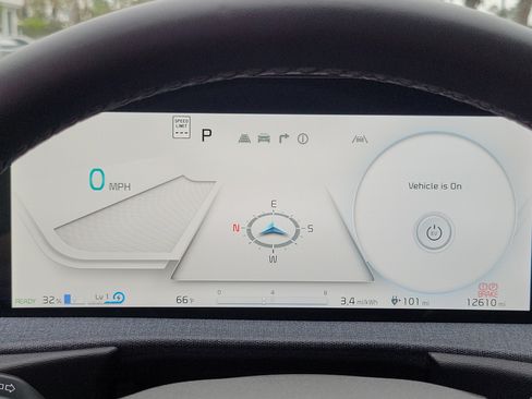 Used 2024 Kia EV6 Light RWD image 12