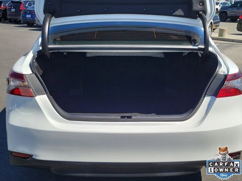 Used 2023 Toyota Camry LE w/ Convenience Package FWD image 8
