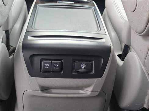 Used 2019 Toyota Sienna XLE w/ XLE Navigation Package FWD image 20
