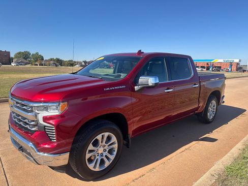 Used 2022 Chevrolet Silverado 1500 LTZ w/ LTZ Premium Package image 7