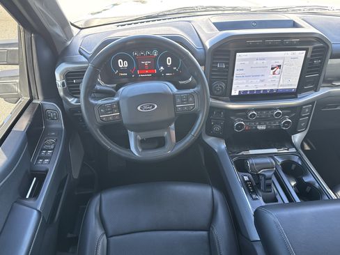 Used 2023 Ford F150 Lariat w/ Trailer Tow Package image 28