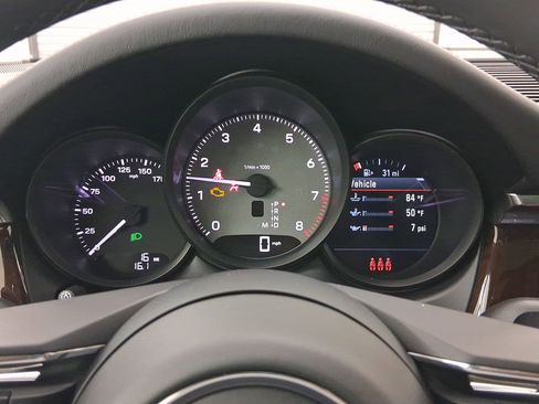 New 2026 Porsche Macan S image 20