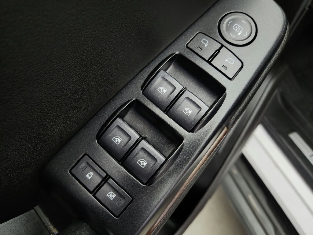 Used 2019 Chevrolet Tahoe LT AWD/4WD image 25