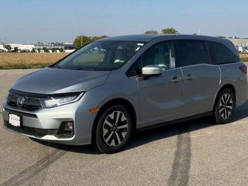 Used 2026 Honda Odyssey EX-L image 4