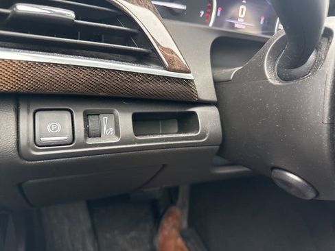 Used 2018 Cadillac CT6 Luxury image 9