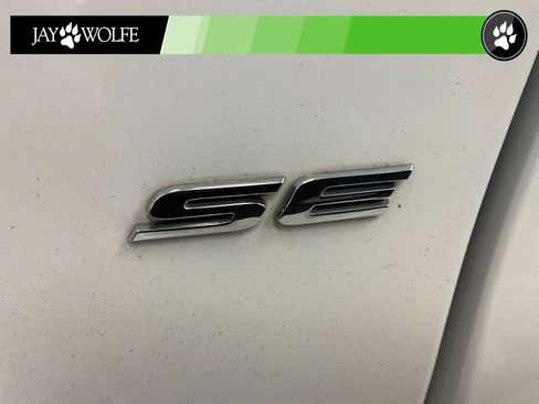 Used 2016 Ford Fusion SE FWD image 20
