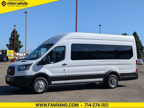 Used 2019 Ford Transit 350 XL image 3
