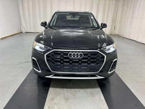 Certified 2025 Audi Q5 2.0T Premium Plus w/ Premium Plus Package AWD/4WD image 3