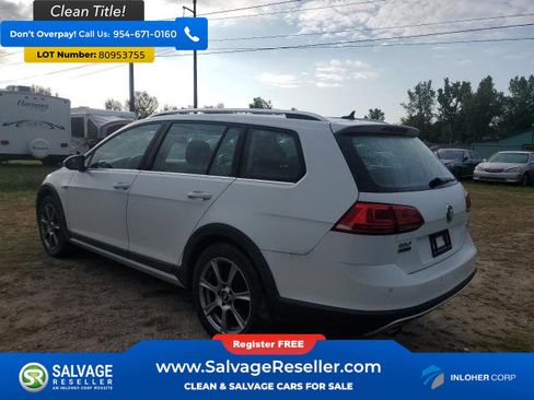 Used 2017 Volkswagen Golf Alltrack image 4