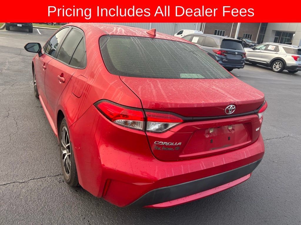 Used 2021 Toyota Corolla LE FWD image 21