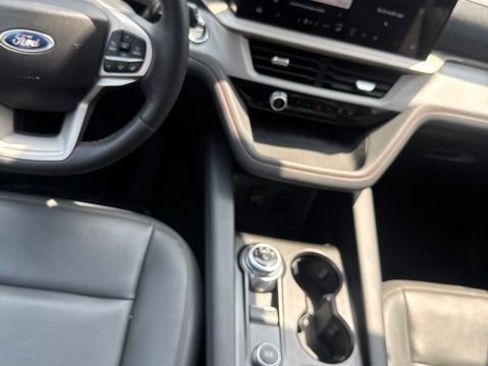 Used 2026 Ford Explorer Active w/ Active Comfort Package AWD/4WD image 29
