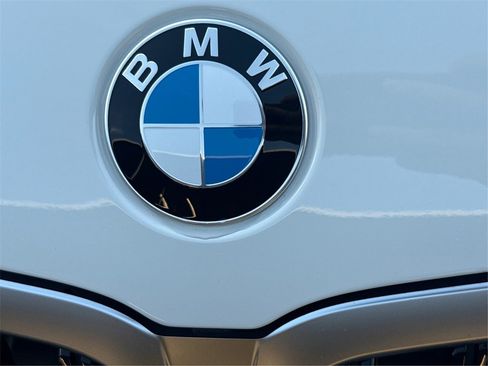 New 2026 BMW 330i Sedan w/ Premium Package image 18